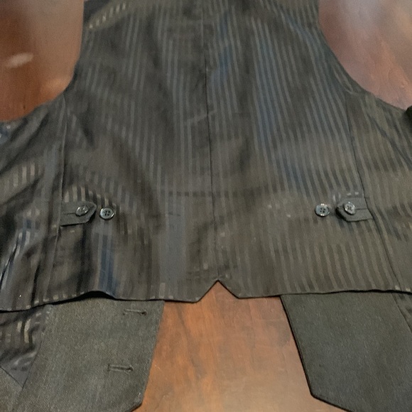 Mens vest - Picture 8 of 10